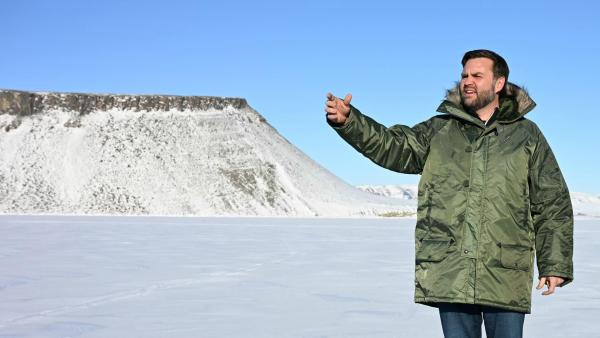 Даром нужна: зачем вице-президент США отправился в Гренландию